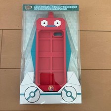 Silicone Polygon Phone Case & Stand with Pokemon Character Design for iPhone SE