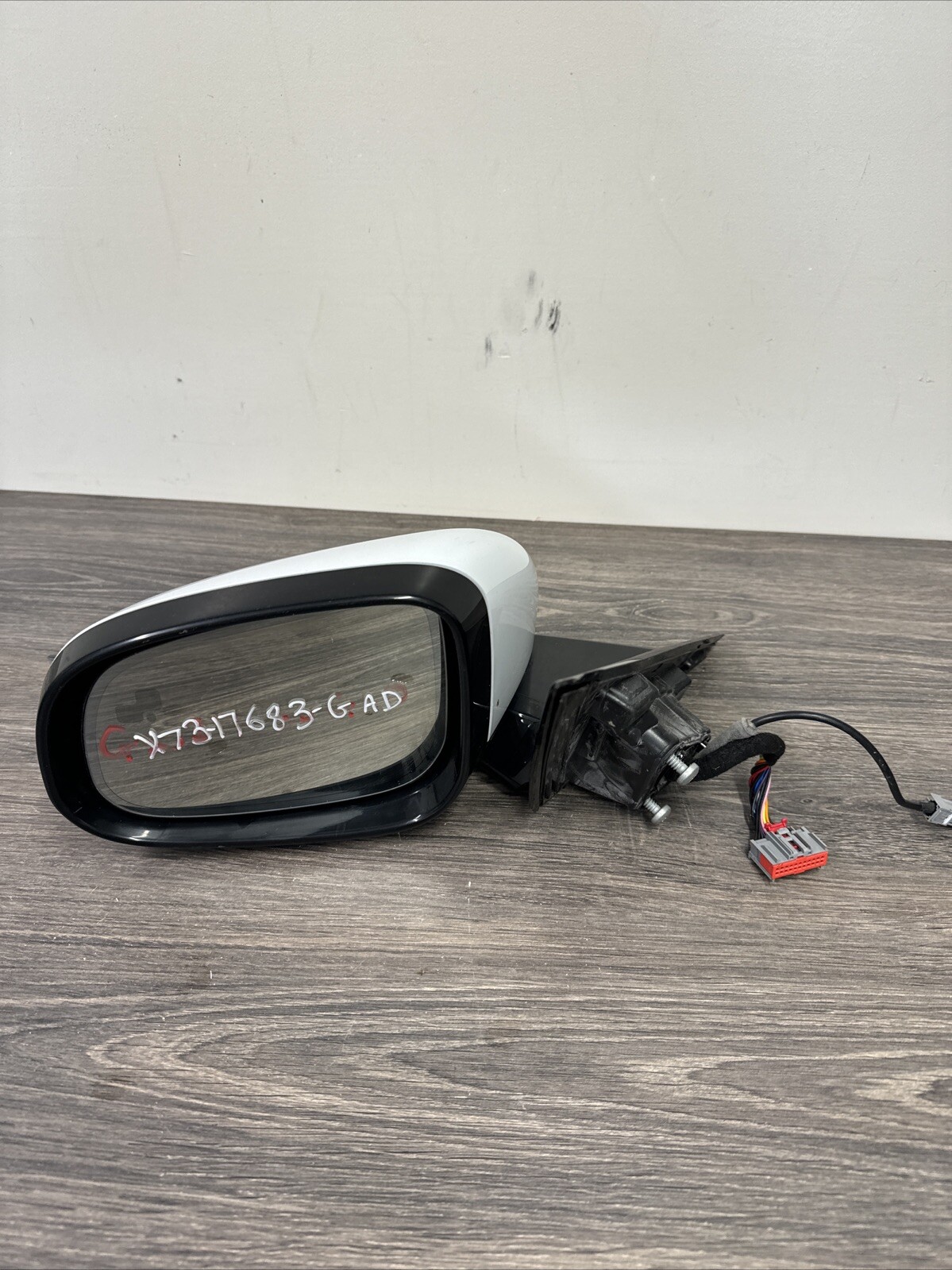 JAGUAR XE LEFT POWER FOLD POWERFOLD MIRROR & CAMERA GX73-17683-GAD