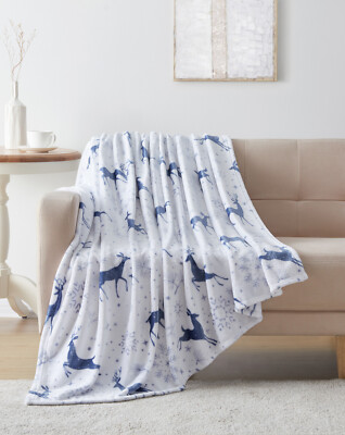 Kate Aurora Christmas Snowflakes & Reindeer Ultra Plush Accent Throw Blanket