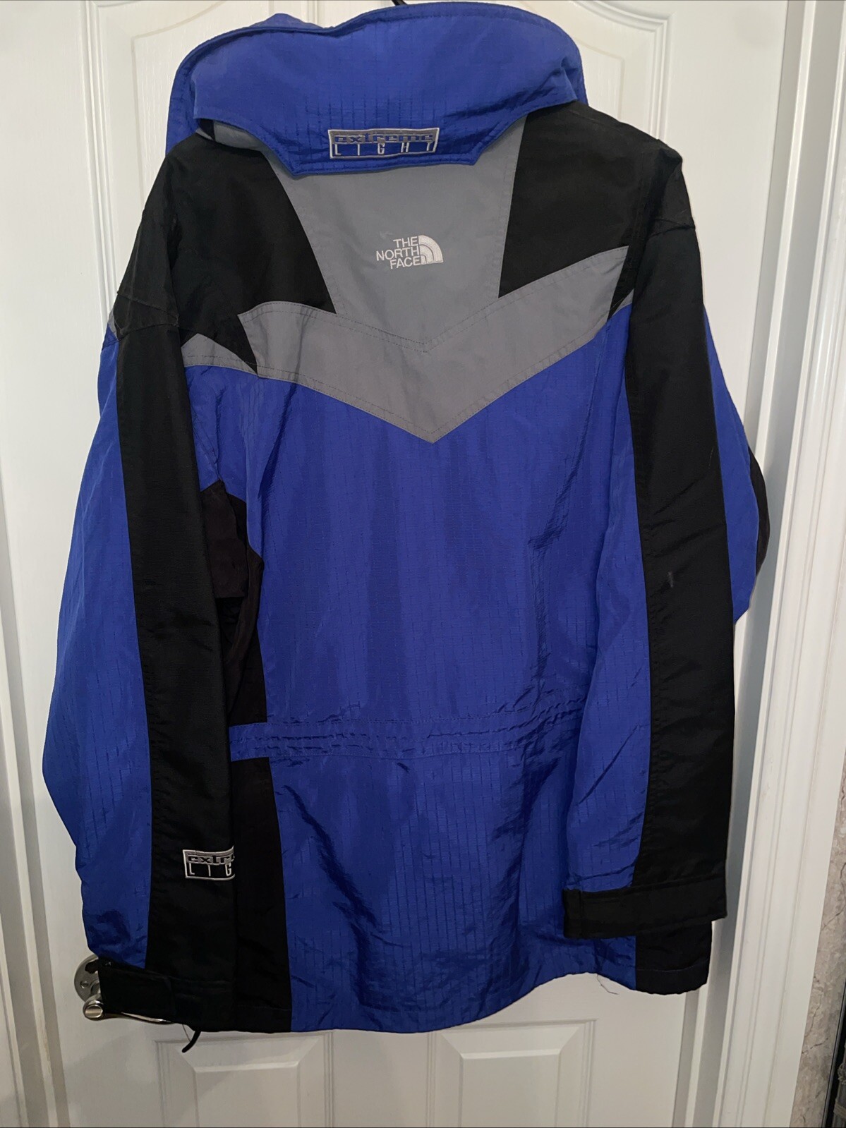 Northface Jacket ￼ - image 4