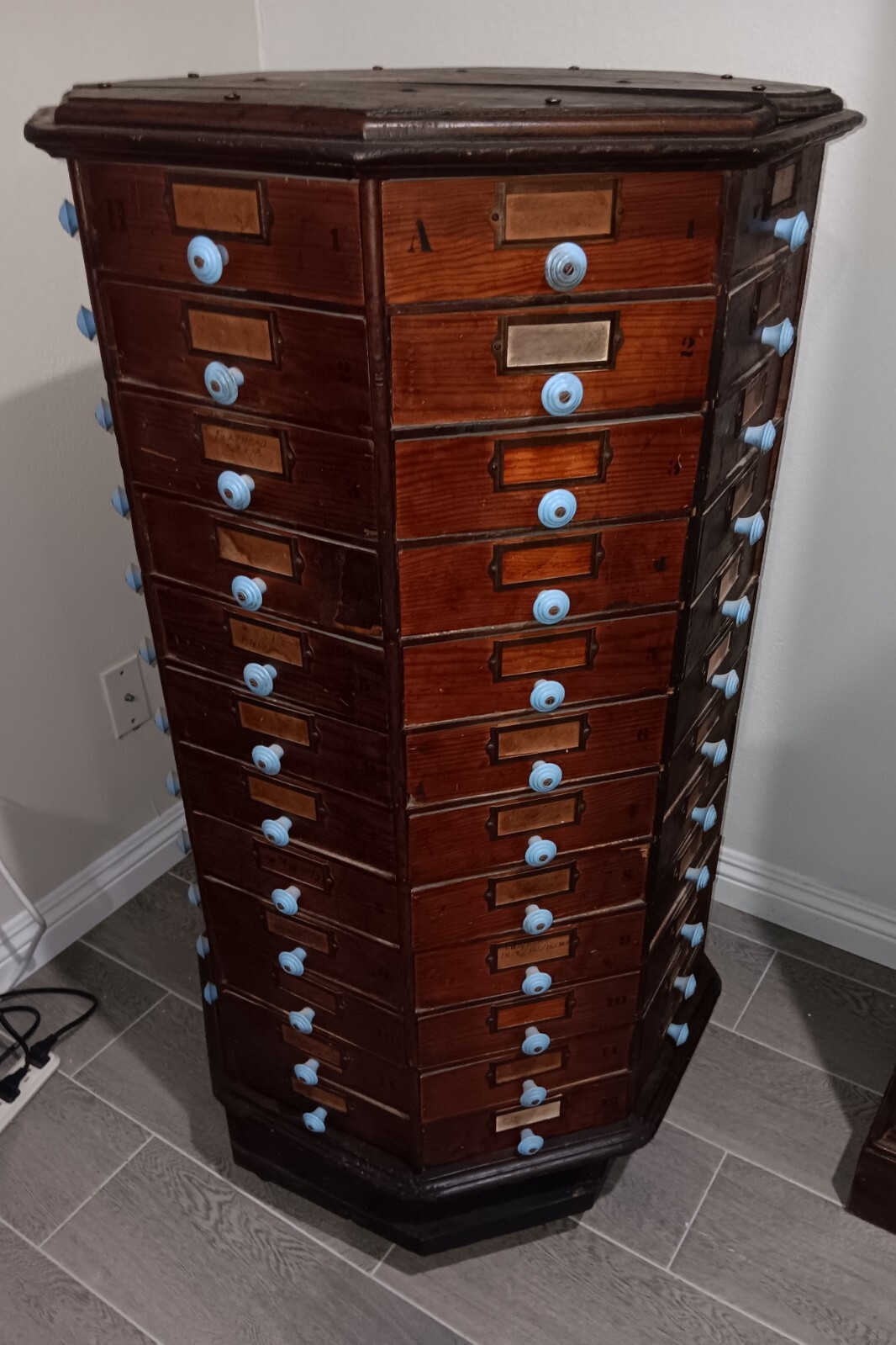 Antique American Bolt & Screw Co.Bin Dayton Octagon Hardware 96