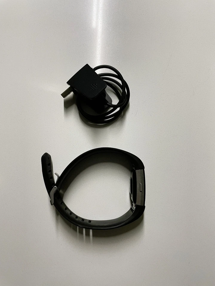 Correa de reloj Fitbit Charge 2 negra con caja original Foto 4 de 4