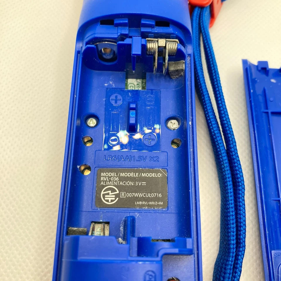 Nintendo Wii Wii U Remote controller Plus Mario RED Limited TESTED - Image 4 of 4