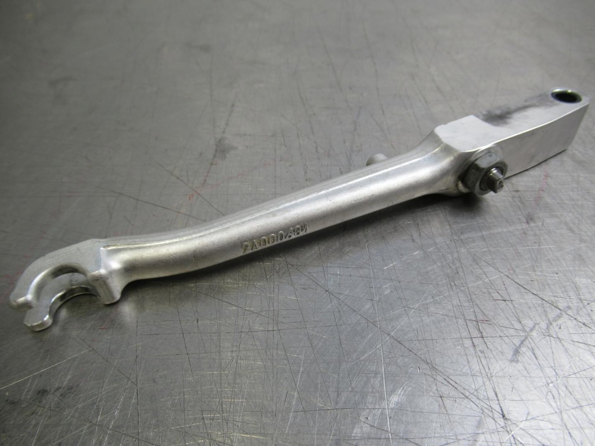 EB1338 2020 20 MOTO GUZZI V85 TT CLUTCH RELEASE SHAFT | eBay