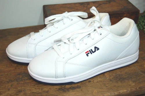 Fila  Sz 10M Women's Sneaker LEATHER NEW