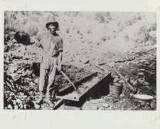 1852 PHOTO OF MINER IN CALIFORNIA, 8x10