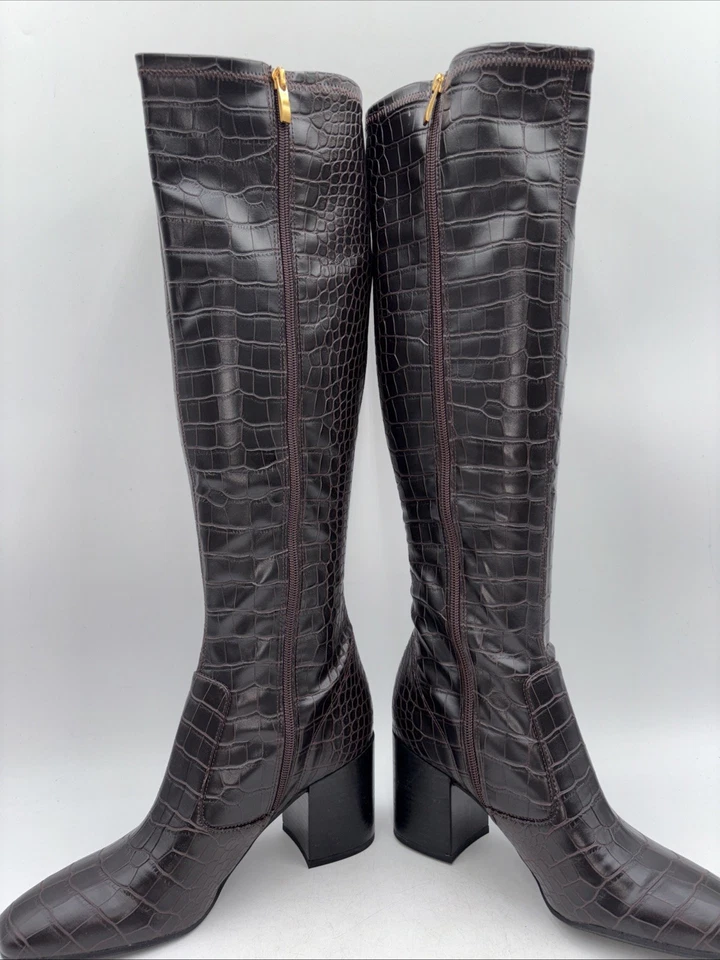 Bota para mujer Franco Sarto Talfer hasta la rodilla marrón estampado de cocodrilo talla 9M Foto 4 de 4