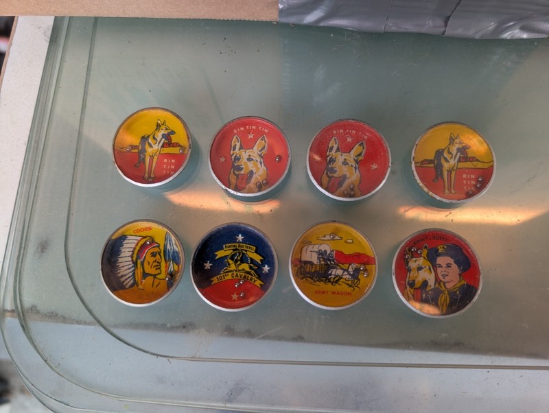 (8) Nabisco Shredded Wheat Juniors Litho toy Tins COCHISE 101 CALVARY ARMY WAGON
