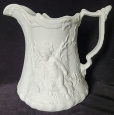 Large Portmeirion Heritage Collection parian ware pitcher / jug cherubs 18.75 cm