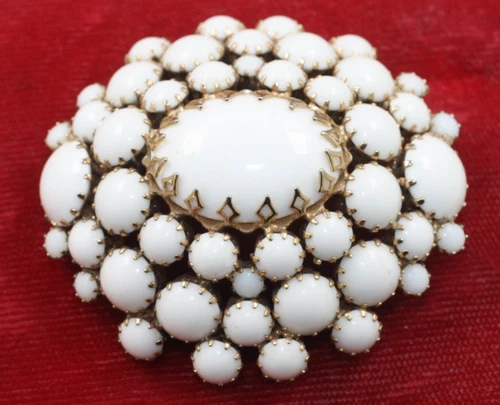 Vintage large domed pin brooch white milk glass houndstooth prong cupcake