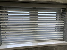 Venetian Blind Kitchen/Bathroom Blinds . Atlanta Flint Grain faux Wood Blind