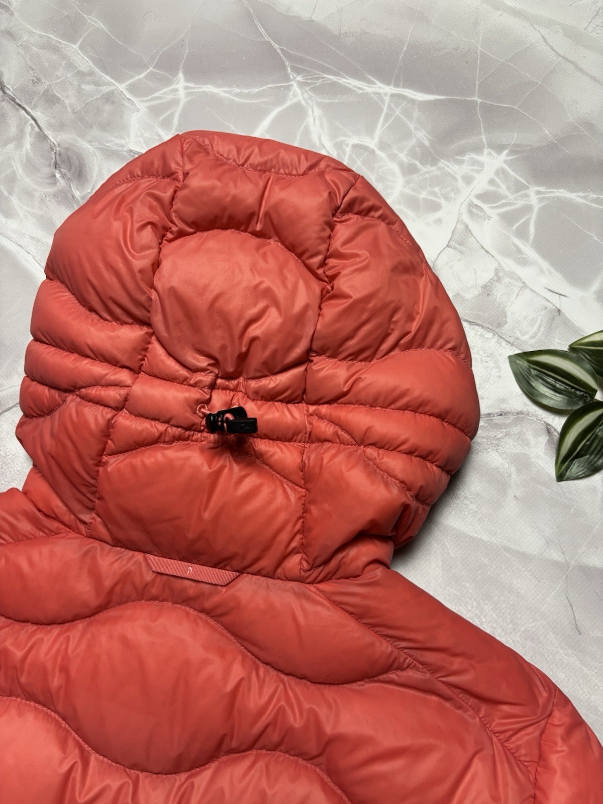 Peak Performance Helium Down Hooded Jacket Outdoo… - image 12