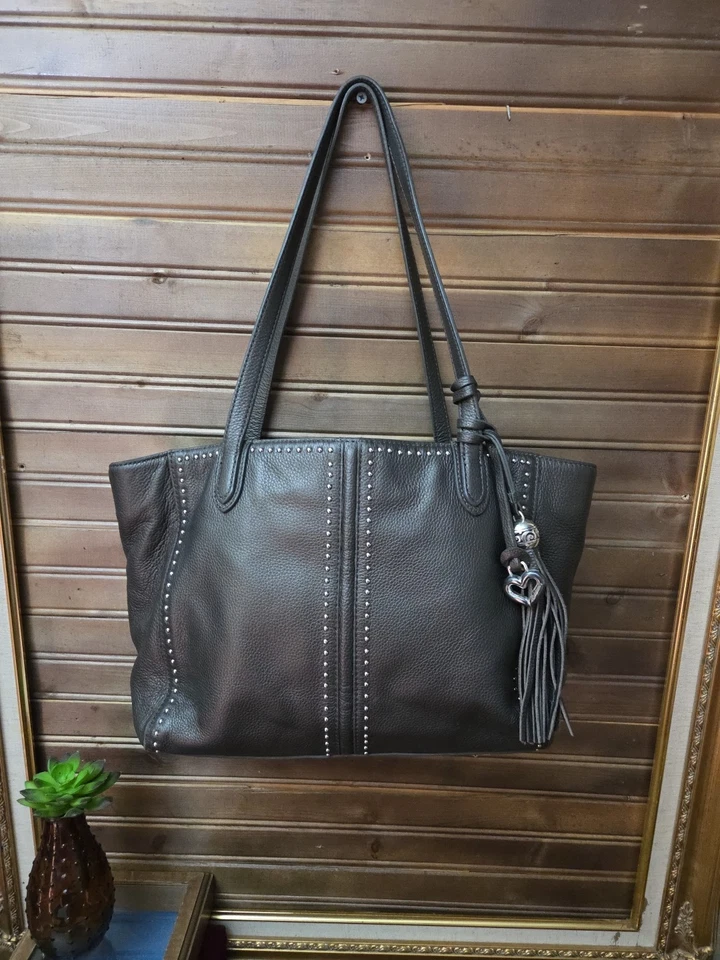 BOLSO DE MANO DE HOMBRO BRIGHTON BASTANTE RESISTENTE ORGANIZADOR JAX CON BORLAS TACHONADO ¡BONITO! Foto 2 de 4