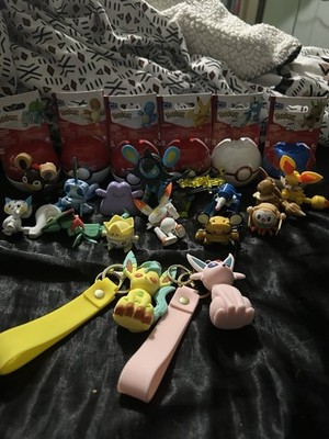Pokemon Mega Construx Mixed Lot Of 19 Buildable Figures