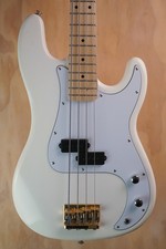 Aria Pro II STB Series White 4 String Electric Bass Guitar Very Good Condition