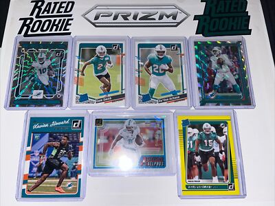 De Van Achane 2023 Donruss Football Rated Rookie | Tua Tagovailoa Dominators