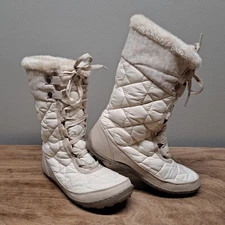 Columbia Minx Mid II Size 6.5 Sea Salt/Stone Omni Heat Waterproof Winter Boots