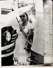 1956 Press Photo Soviet Premier Nikita Khrushchev's daughter in Athens, Greece