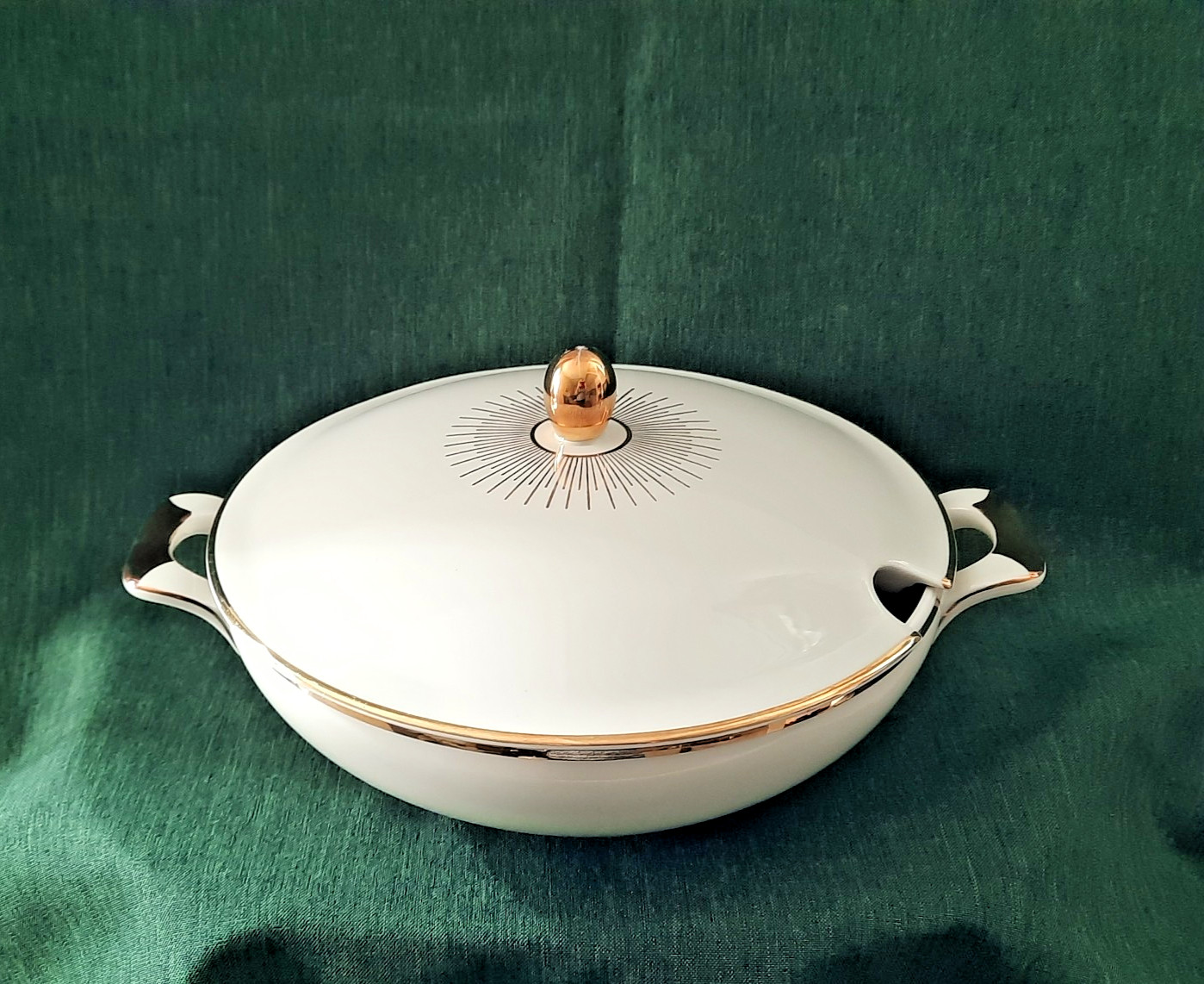 Porzellan Terrine - Schüssel mit Deckel - Seltmann Weiden - creme - Gold Dekor