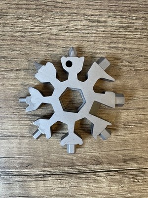 Edelstahl Schneeflocke Schraubendreher Multi-Tool Karte mit Schlüsselring UK