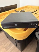 Magnavox DP100MW8B DVD Player Progressive Scan Plays DVD Format Black
