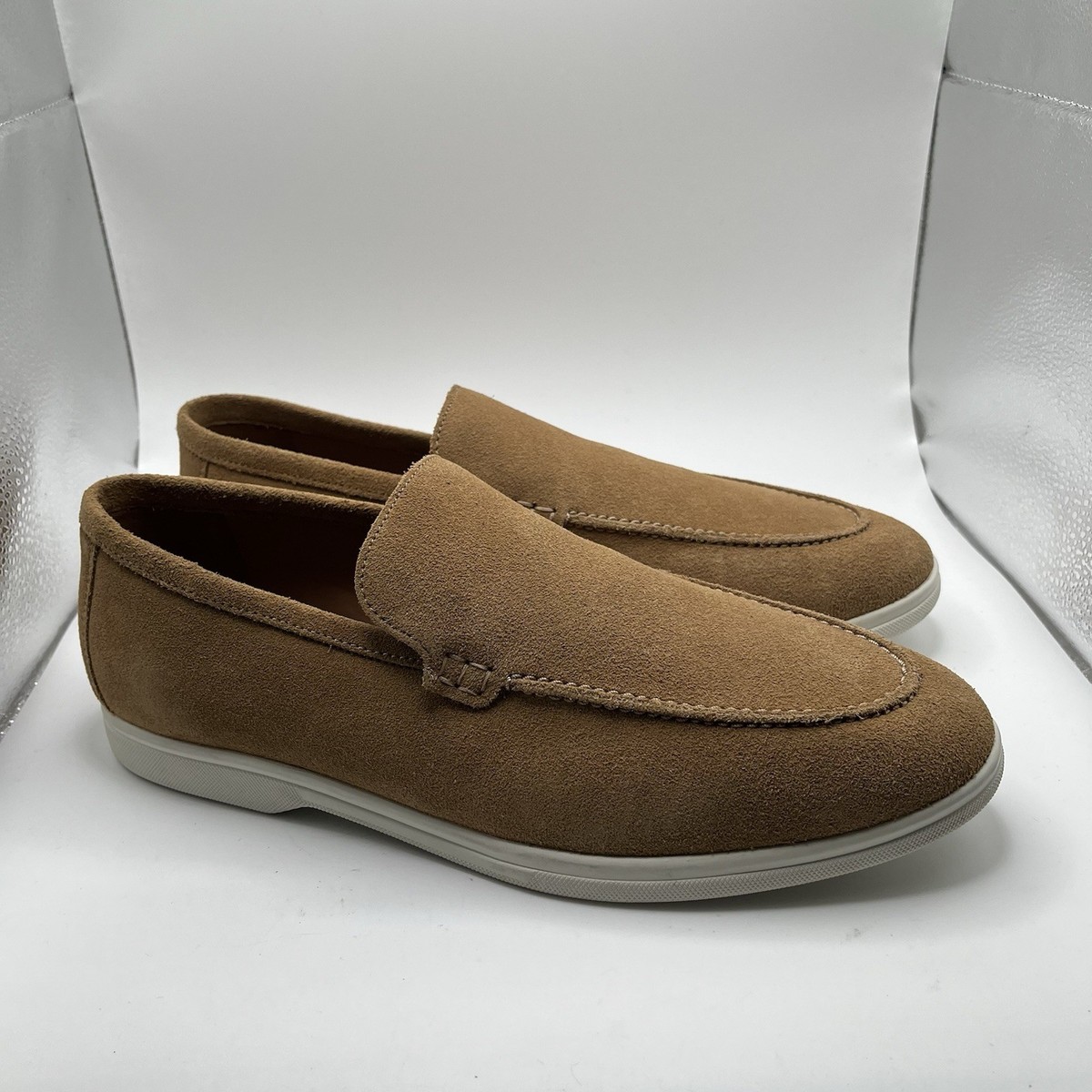 EUC Allen Edmonds “PAYTON”Bone Suede Slip On Loafer Size  display picture 1