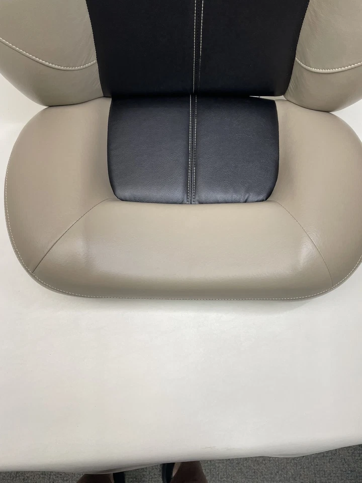 WISE 8WD1451-857 ASIENTO CUBO COMPACTO BRONCEADO/ROJO/NEGRO 24" W X 21" D X 23" H BARCO Foto 3 de 4