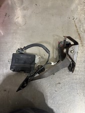 THROTTLE PEDAL & TAC MODULE - 03-05 Chevy GMC...