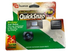 Fuji Film Color Quicksnap Disposable 35mm Camera - Exp 2000