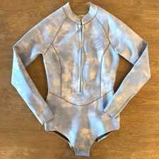Billabong Salty Dayz Light Long-Sleeve Springsuit-Women Sze 6-Light Blue Tie-dye