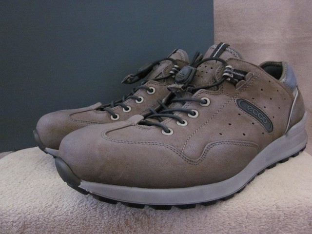 ecco mens black shoes