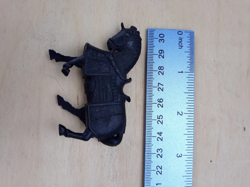 MARX TOYS CABALLERO MEDIEVAL CABALLO NEGRO 2.75" Tub5D Foto 4 de 4