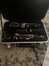 Conductor Bb Student Clarinet - Great for a Beginning Student - Priced to Sell