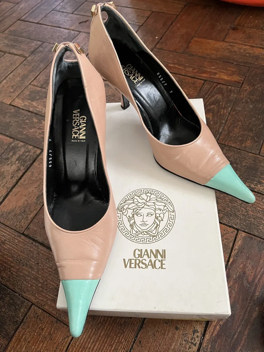Gianni Versace- 90s RARE pointed pumps- UK4-EU37 Vintage Heels | eBay