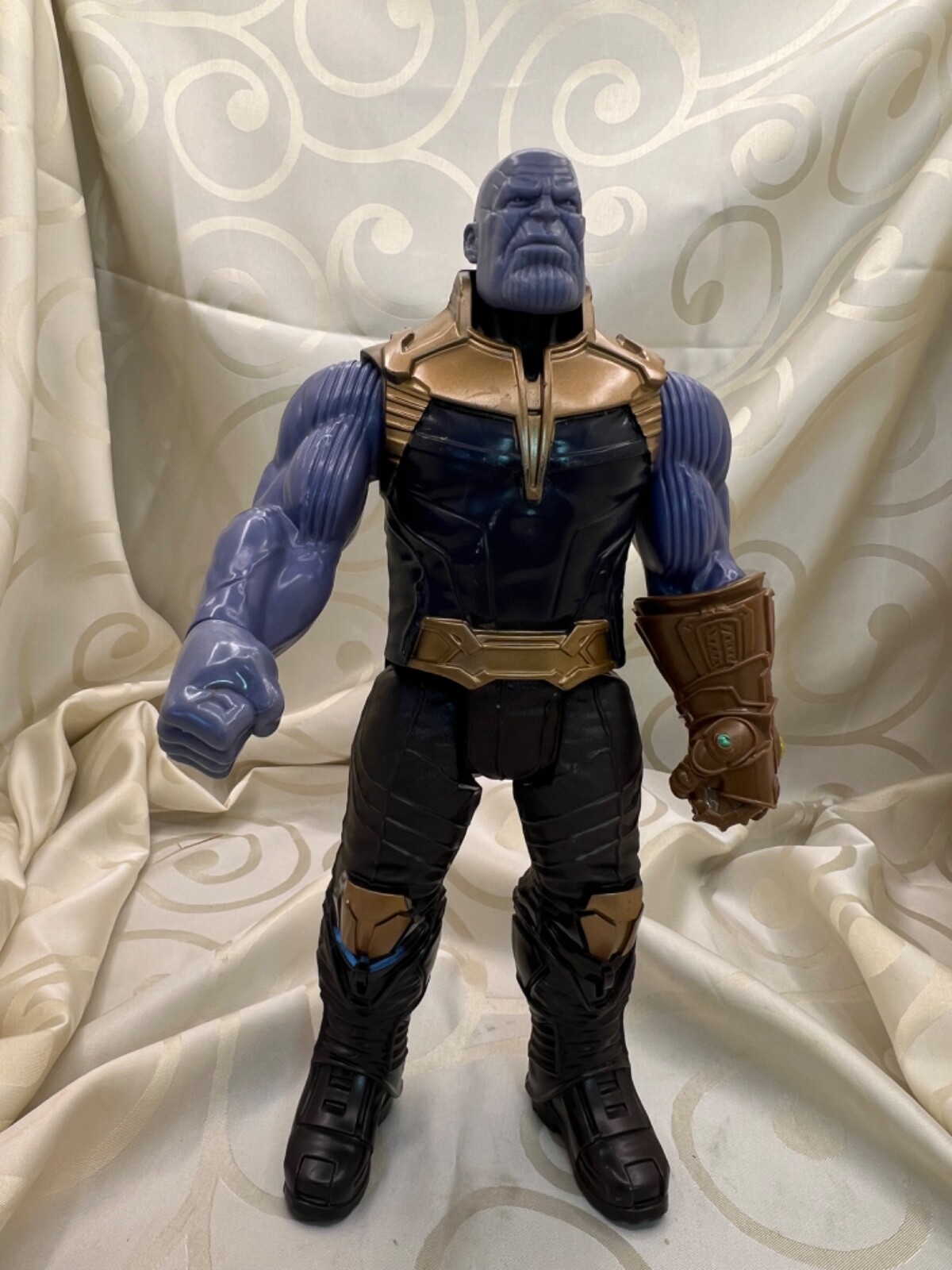 Thanos Avengers Infinity War 12” Inch Action Figure Titan Hero 2017 Marvel
