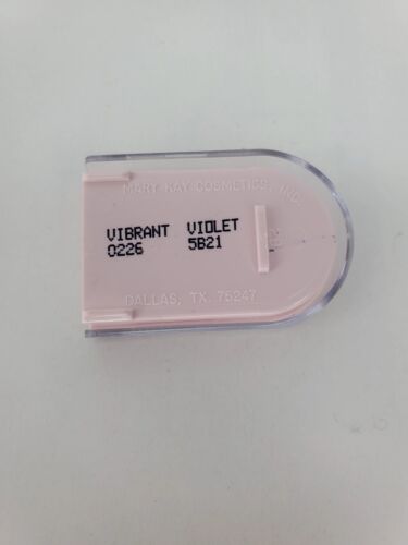 Mary Kay Powder Perfect Eye Color No. 0226 Vibrant Violet .09 Oz Net Wt/2.5 g - Picture 2 of 2