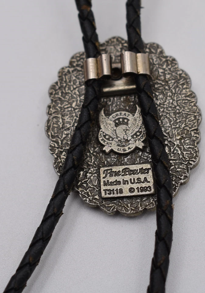 Corbata bolo estilo medio oeste azteca esmalte hecha en Estados Unidos 1993 gran producto americano Foto 3 de 4