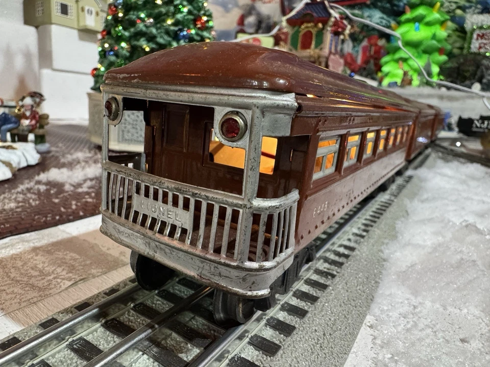 3 Lionel Pre-War Tin Litho Pullman 2 Passenger Car 6442 & Observation Car 6443 O - Image 2 of 4