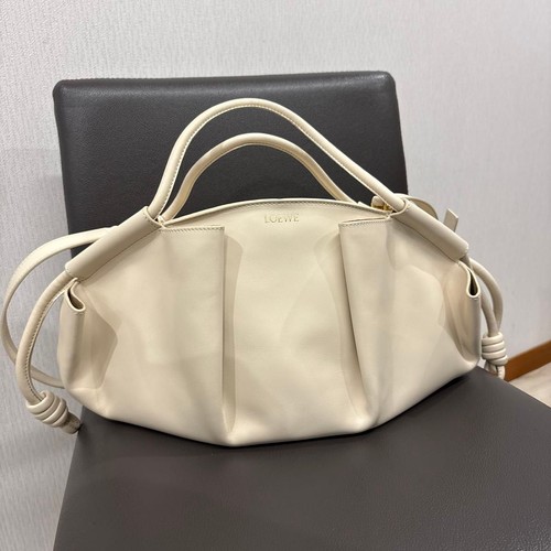Loewe Paseo Ivory White
