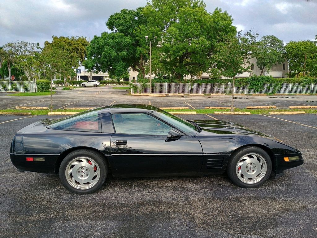 1993 Black Chevrolet Corvette   | C4 Corvette Photo 7