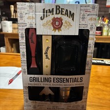 Jim Beam Grilling Essentials Zestaw upominkowy do grilla - szczypce - szczotka - shaker (BEZ SOSU)