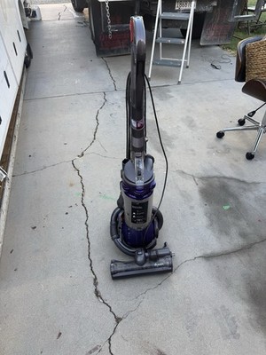 Dyson  DC25  Upright Animal Ball Vacuum Cleaner 