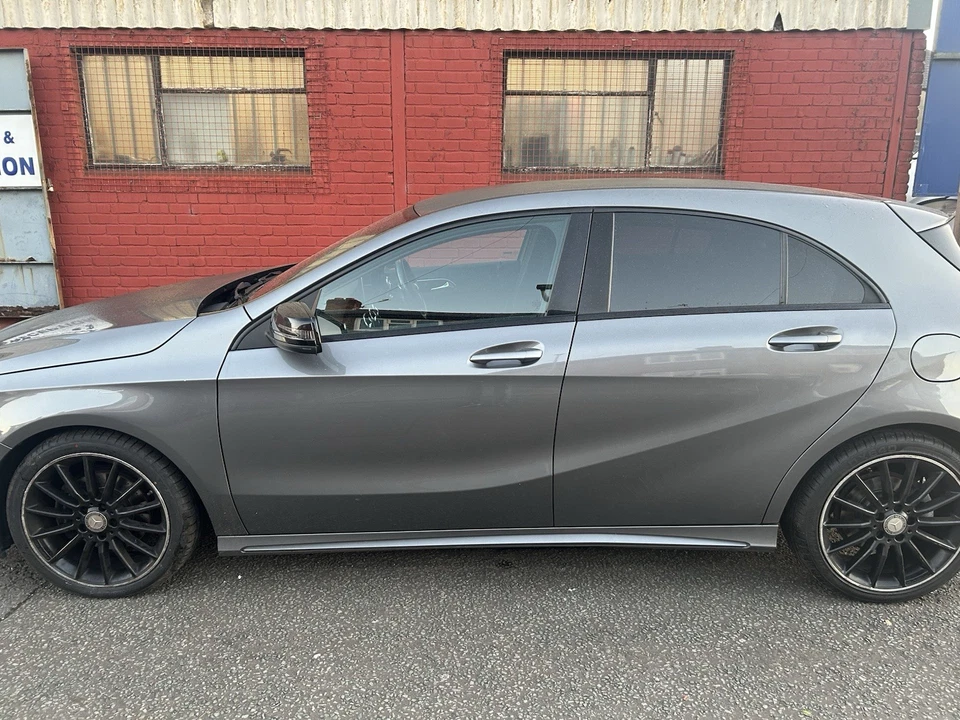 Mercedes-Benz A Class AMG Line (2016) - Image 3 of 4