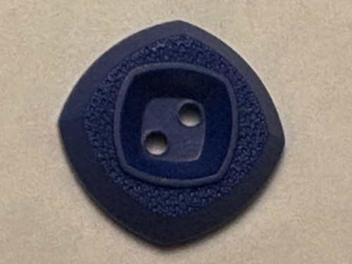 Five Vintage Blue Plastic Sewing Buttons 3/4” Buttons 2 Hole Square Pattern - Picture 4 of 4
