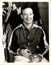 PF22 Original Photo NEW YORK RANGERS HOCKEY STAR IN TEAM LOCKER ROOM MCKEMMS