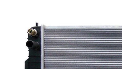 Radiator 2003 Fits 1998 Chevrolet Astro | GMC Safari 4.3L - Image 3 of 4