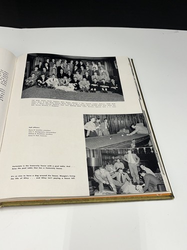1952 SAVITAR UNIVERSITY OF MISSOURI YEARBOOK - COLUMBIA, MISSOURI - YB 1952 - Picture 10 of 11