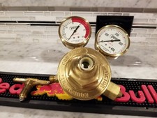 Gas regulator, Acetylene, torch, compressed gas, Welding, Torching.