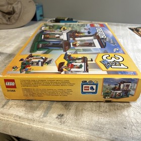 REDUCED LEGO CREATOR: Modular Modern Home (31068) Brand New. Never Opened. 