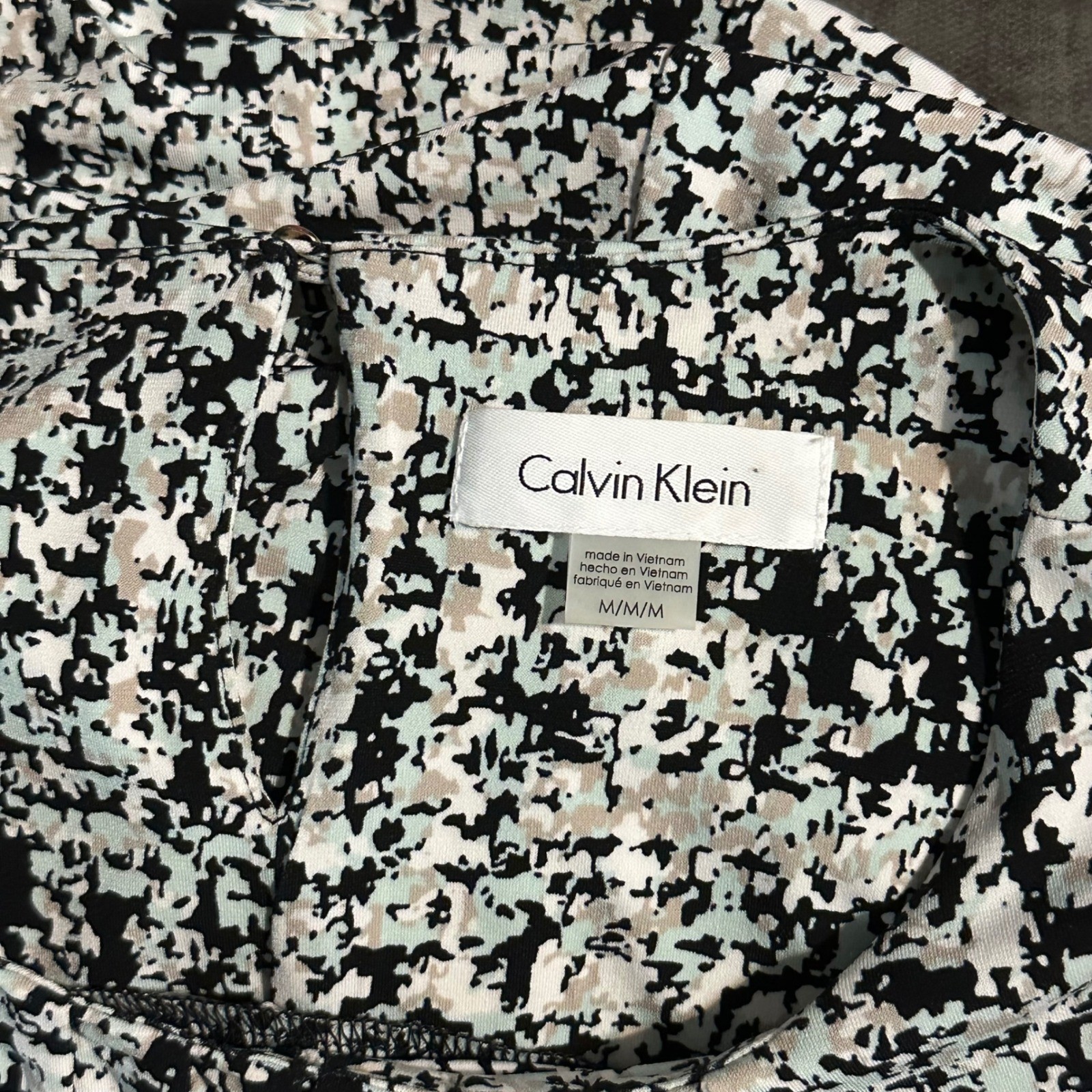 Calvin Klein Blouse Medium Sleeveless Pleated Neck Black White Chic Modern thumbnail 6